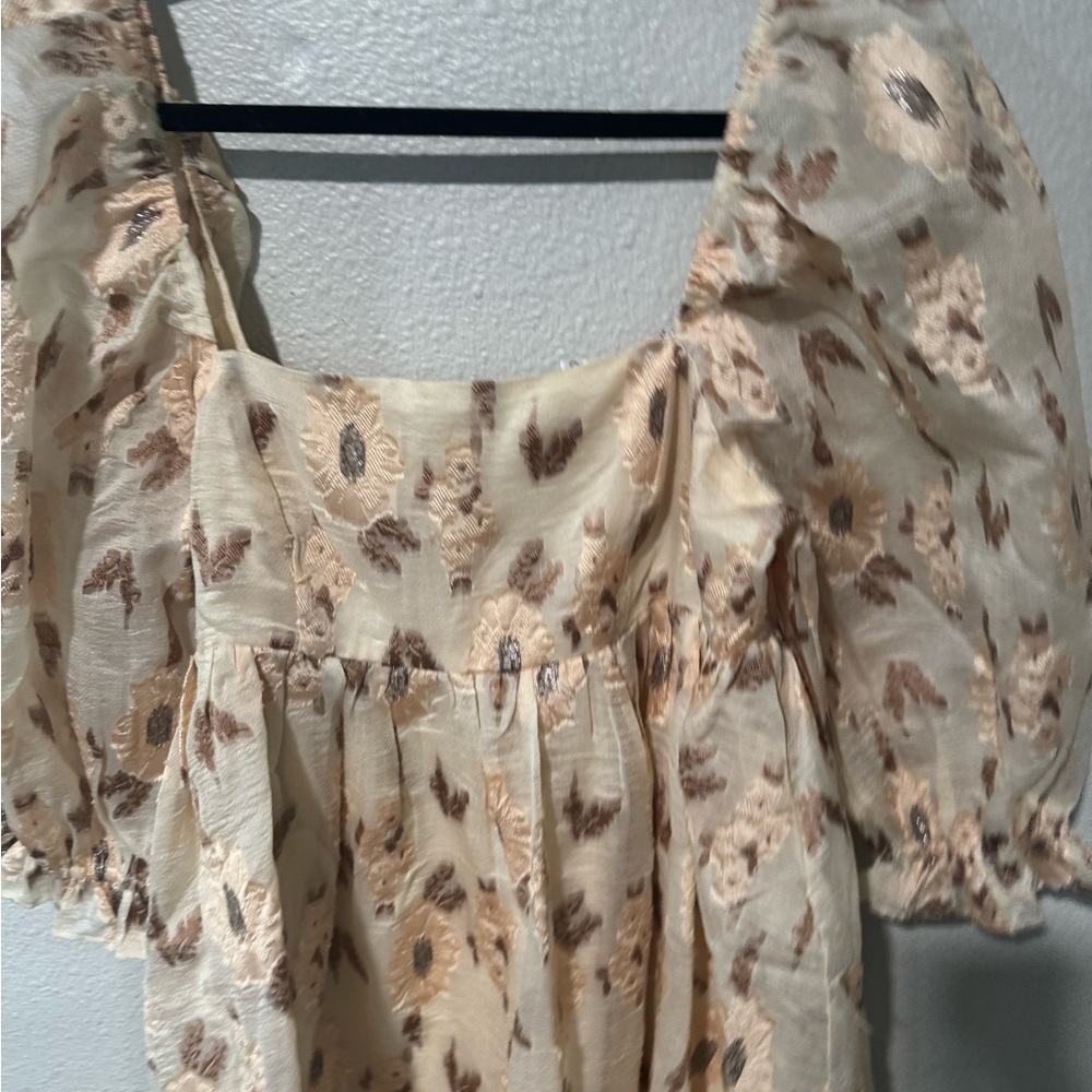 STORIA Elegant puff sleeve mini floral embroidered Cream Dress size small - Picture 4 of 11